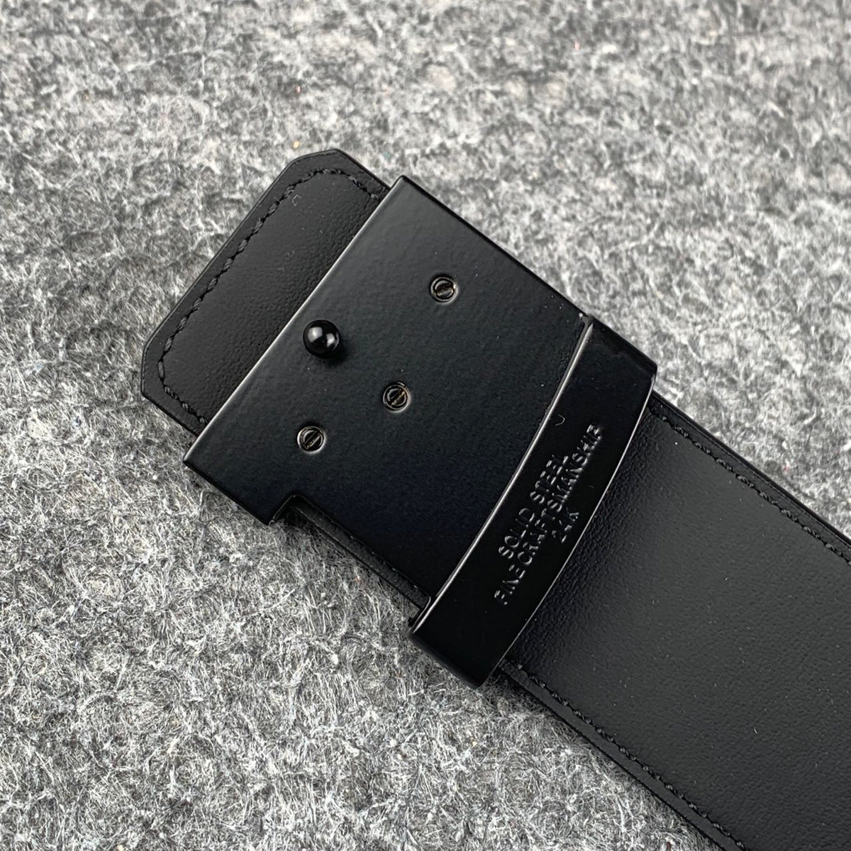 LV Initiales 40mm Belt ‘Matte Black’