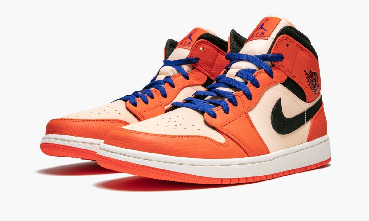 Air Jordan 1 Mid SE “Team Orange”