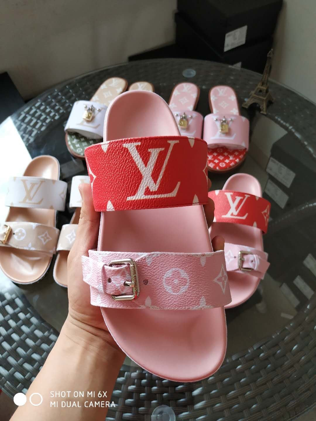 Lv sandals US